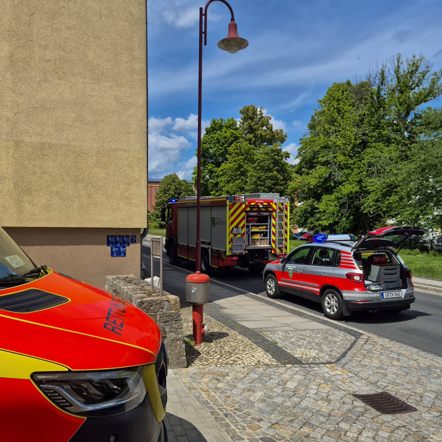 25 - H1 Türnotöffnung